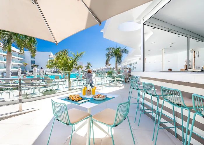 Lava Puerto del Carmen (Lanzarote)