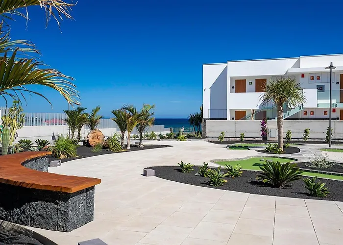 Lava Puerto del Carmen (Lanzarote)